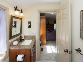 74 Moreland Green Drive, Worcester MA 01609