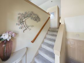 74 Moreland Green Drive, Worcester MA 01609