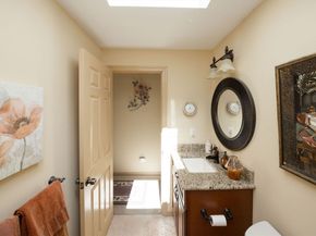 74 Moreland Green Drive, Worcester MA 01609