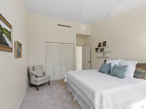 100 Keyes Rd 223, Concord MA 01742