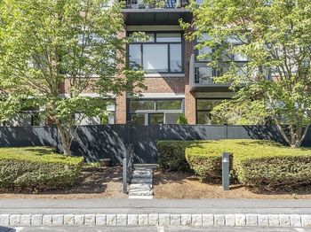 100 Keyes Rd