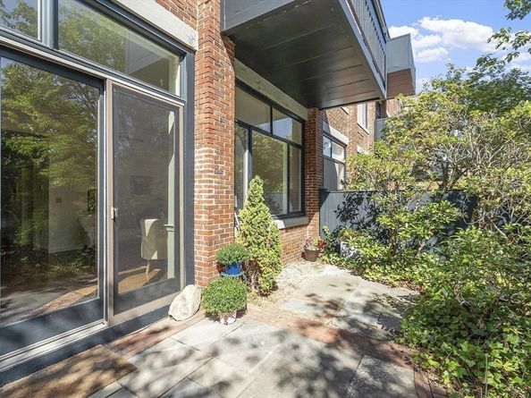 100 Keyes Rd 223, Concord MA 01742