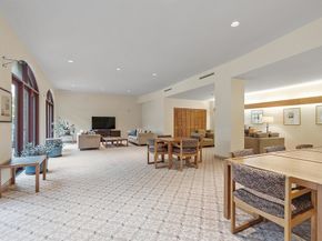 100 Keyes Rd 223, Concord MA 01742