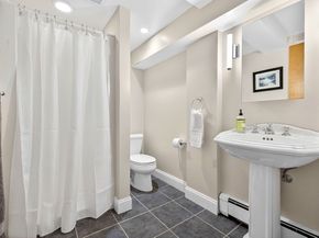 15 Crest Rd, Wayland MA 01778