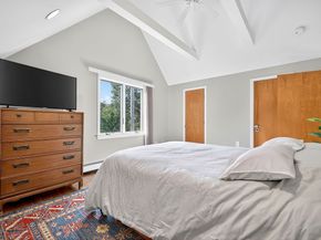 15 Crest Rd, Wayland MA 01778
