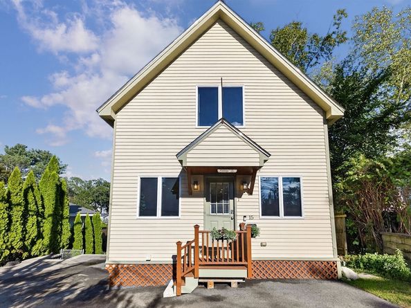 15 Crest Rd, Wayland MA 01778