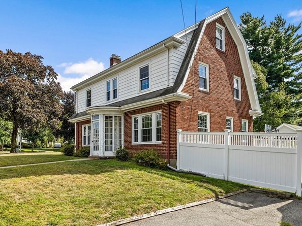 333 Common Street, Belmont MA 02478