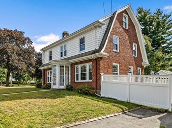 333 Common Street