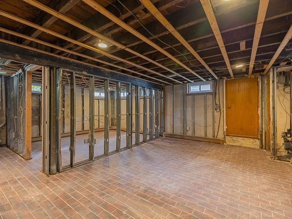 333 Common Street, Belmont MA 02478