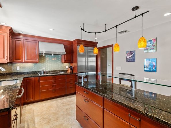 20 Woodchester Cir, Waltham MA 02451