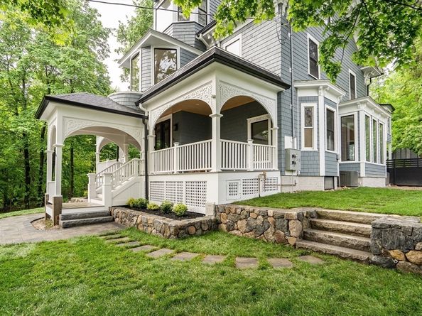 14 Summit Street 14F, Newton MA 02458