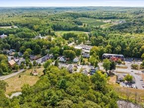 720 Main St, Bolton MA 01740