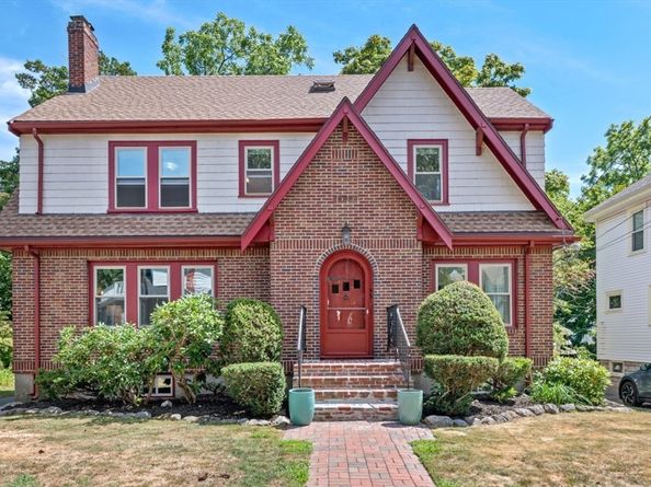 35 Burbank Rd, Medford MA 02155