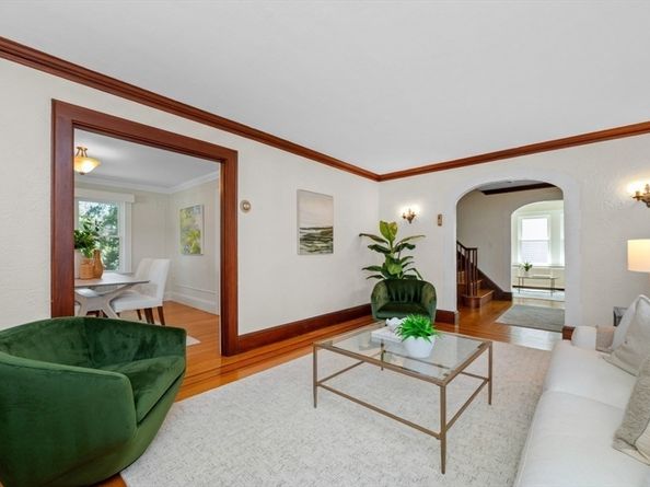 35 Burbank Rd, Medford MA 02155