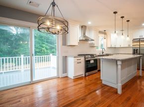 247 Braley Hill Rd, Rochester MA 02770