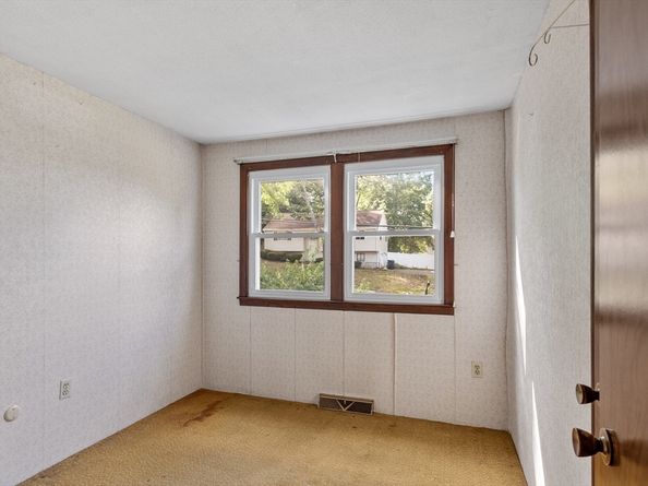 377 Hosmer St, Marlborough MA 01752