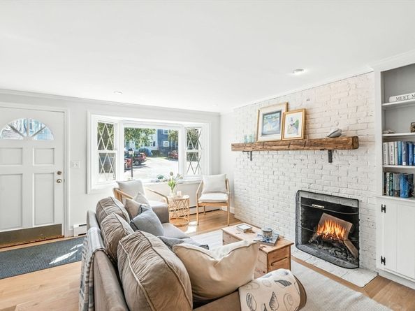 12 Bradford Court, Marblehead MA 01945