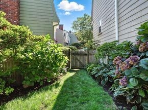 12 Bradford Court, Marblehead MA 01945