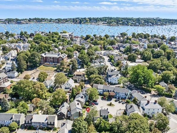 12 Bradford Court, Marblehead MA 01945