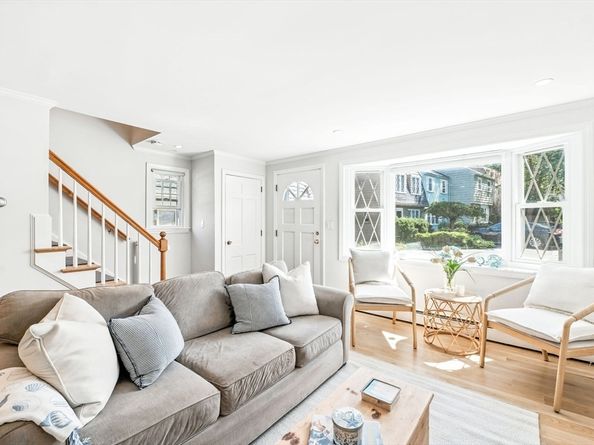 12 Bradford Court, Marblehead MA 01945