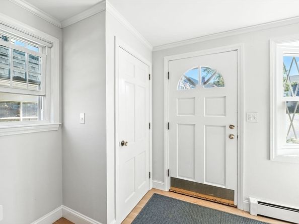 12 Bradford Court, Marblehead MA 01945