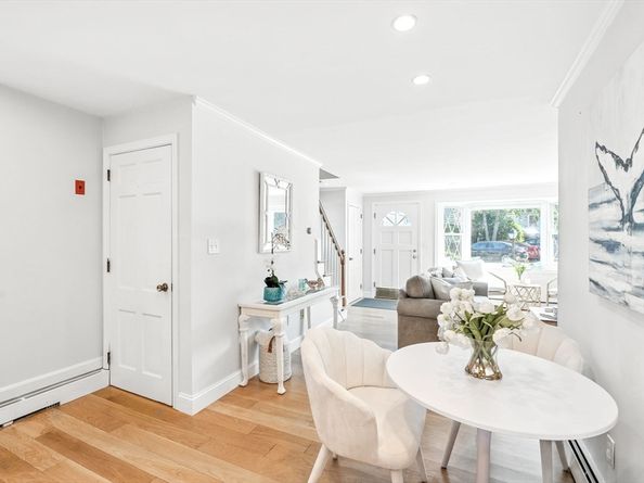 12 Bradford Court, Marblehead MA 01945