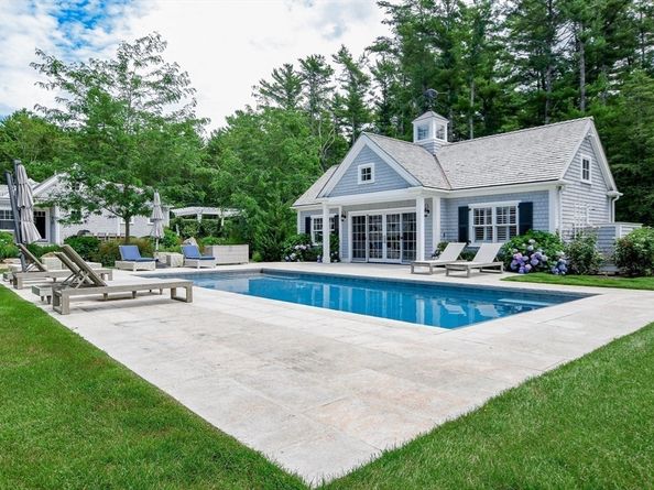 25 Hammetts Cove Rd, Marion MA 02738