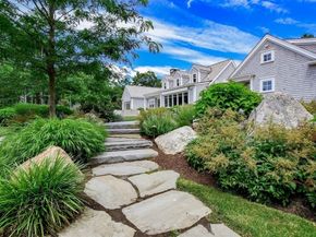 25 Hammetts Cove Rd, Marion MA 02738