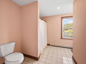 50 Harborview Rd, Hull MA 02045
