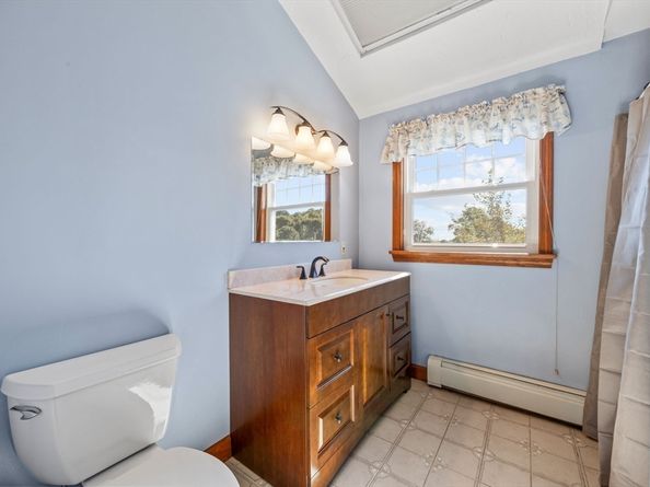 50 Harborview Rd, Hull MA 02045