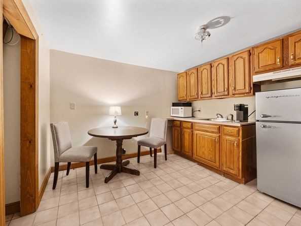 50 Harborview Rd, Hull MA 02045