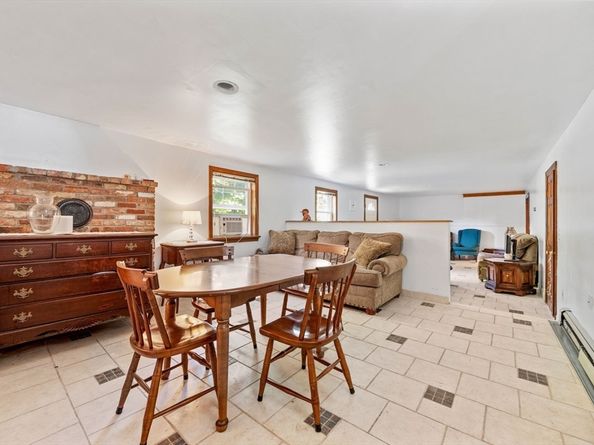 50 Harborview Rd, Hull MA 02045