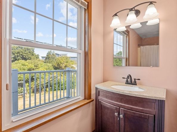 50 Harborview Rd, Hull MA 02045