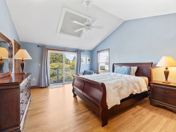 50 Harborview Rd, Hull MA 02045
