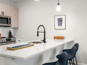 10 Somerset 405, Winthrop MA 02152