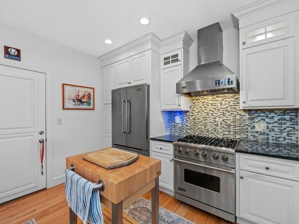 212 Winthrop Shore Drive 1, Winthrop MA 02152