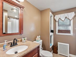 11 Nelson Ave, Tewksbury MA 01876