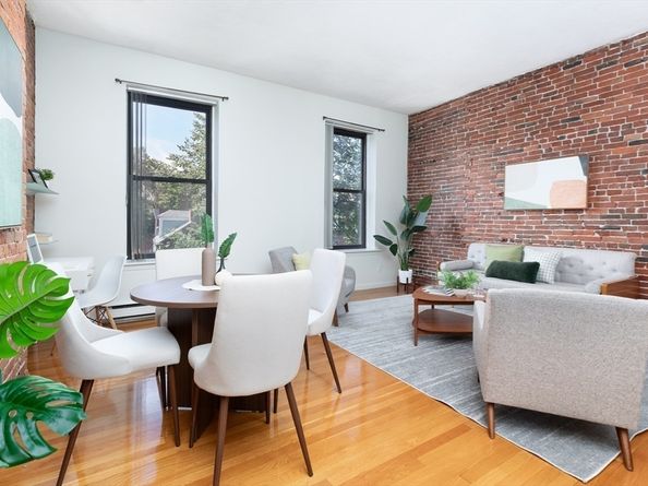 17 Dwight 3, Boston MA 02118
