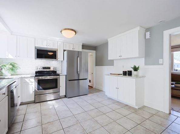 20 Magnolia Street, Framingham MA 01701