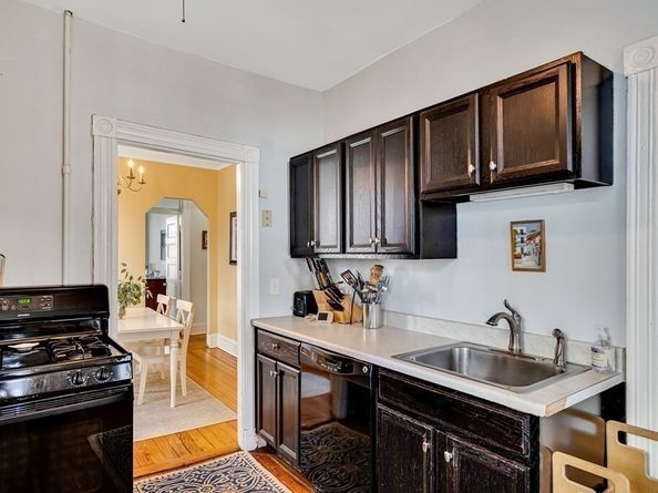 6 Perry St. 6, Brookline MA 02446