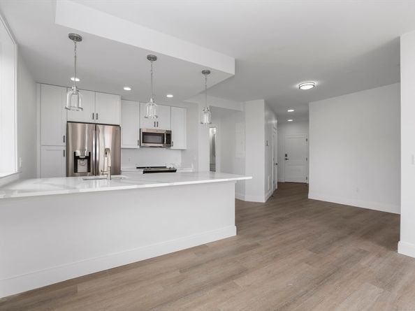 64 Alpine St 304, Boston MA 02119