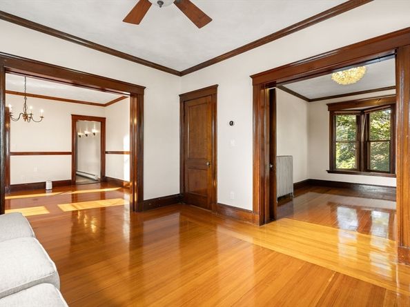 12 Burnham St, Belmont MA 02478