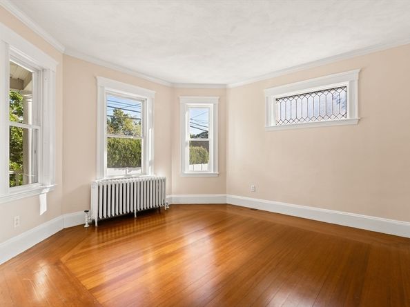 12 Burnham St, Belmont MA 02478
