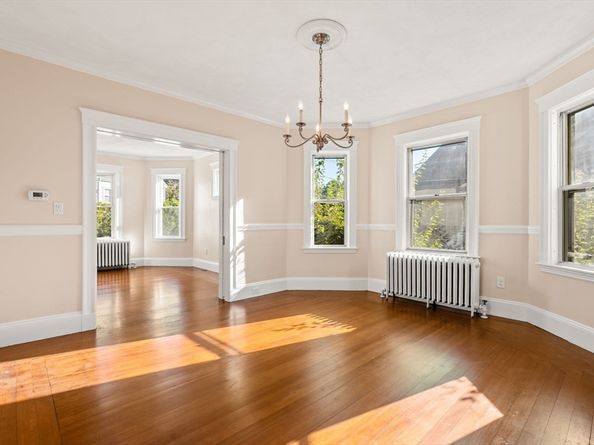 12 Burnham St, Belmont MA 02478