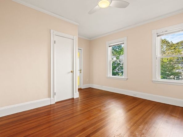 12 Burnham St, Belmont MA 02478