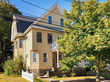12 Burnham St