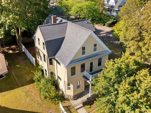 12 Burnham St, Belmont MA 02478