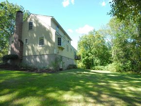 182 Southfield Rd, Concord MA 01742