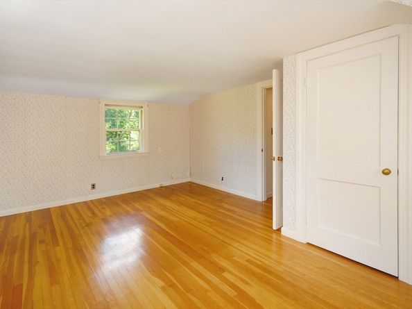 182 Southfield Rd, Concord MA 01742