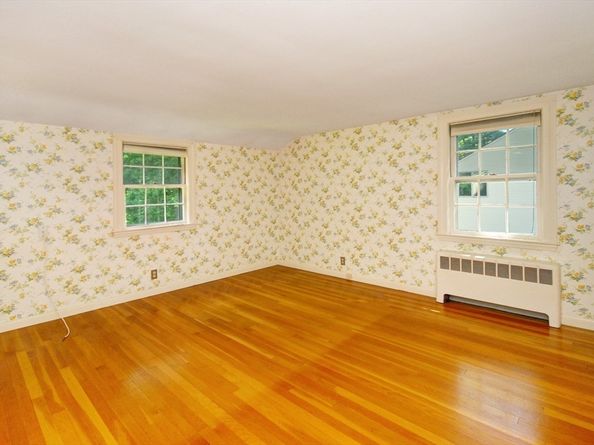 182 Southfield Rd, Concord MA 01742